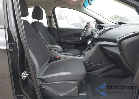 2015 Ford Escape S from USA, damaged, VIN 1FMCU0F78FUB35939